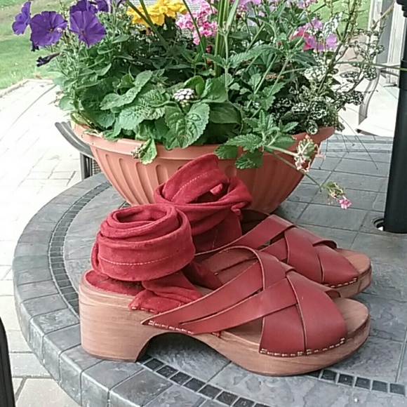 Free People Shoes - Free people clogs